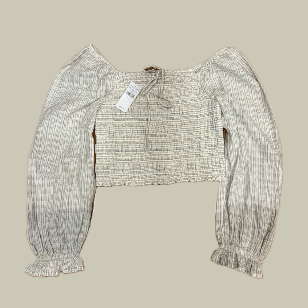 American Eagle smocked crop